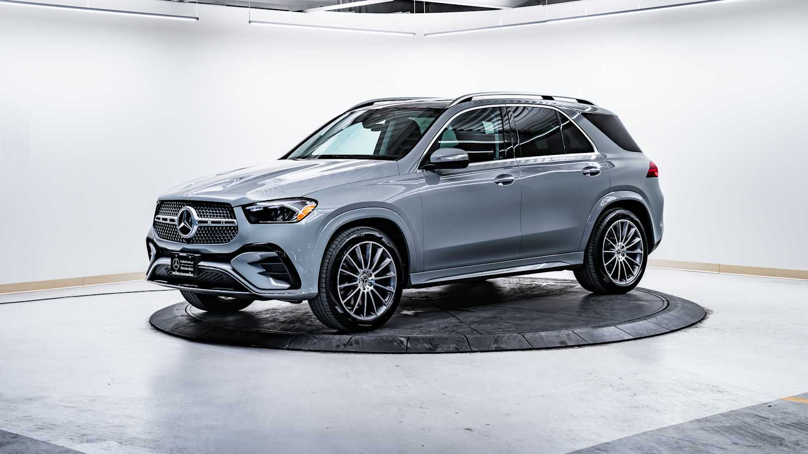 used 2024 Mercedes-Benz GLE 350 car, priced at $65,998