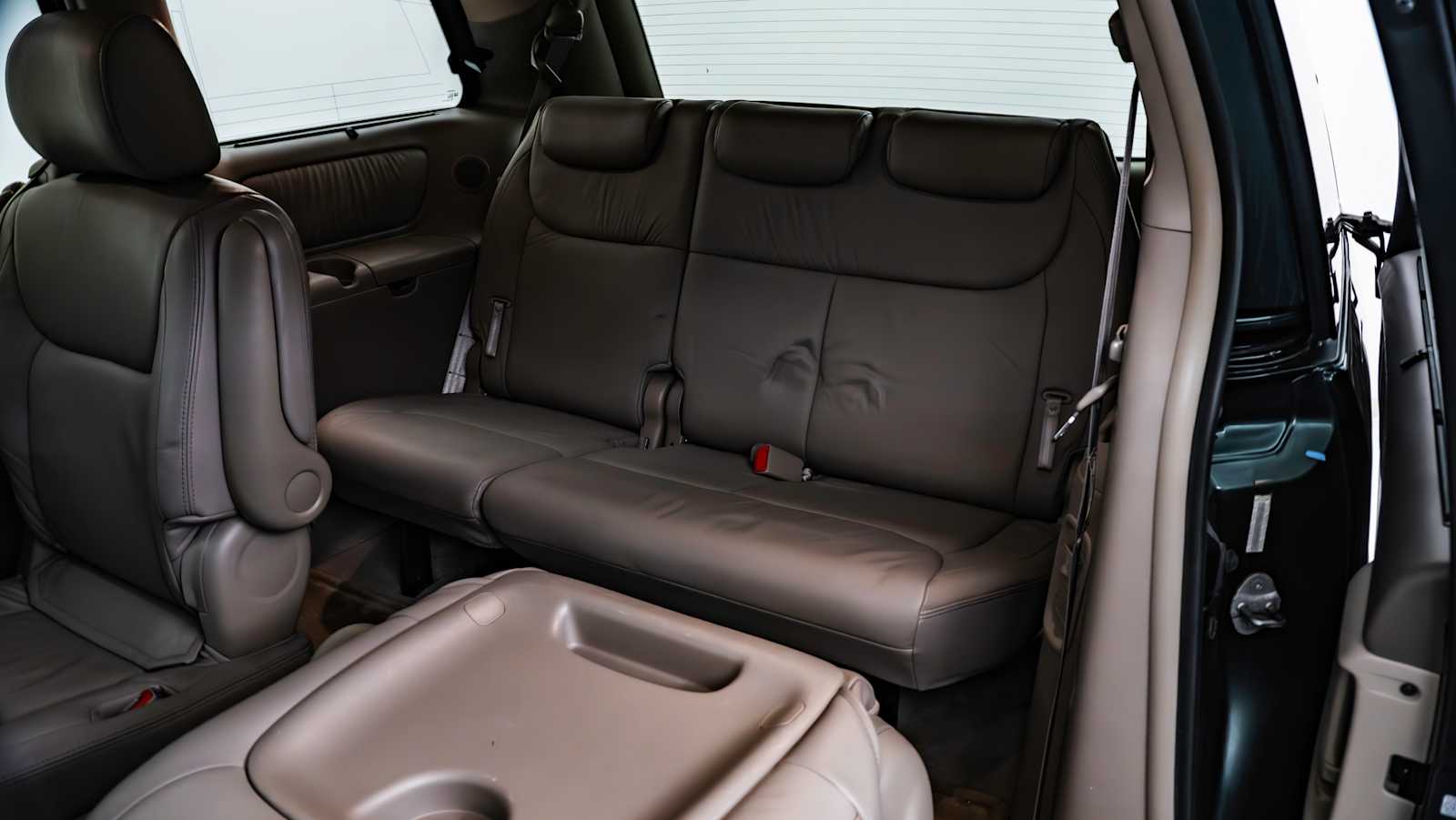 used 2004 Toyota Sienna car, priced at $6,798