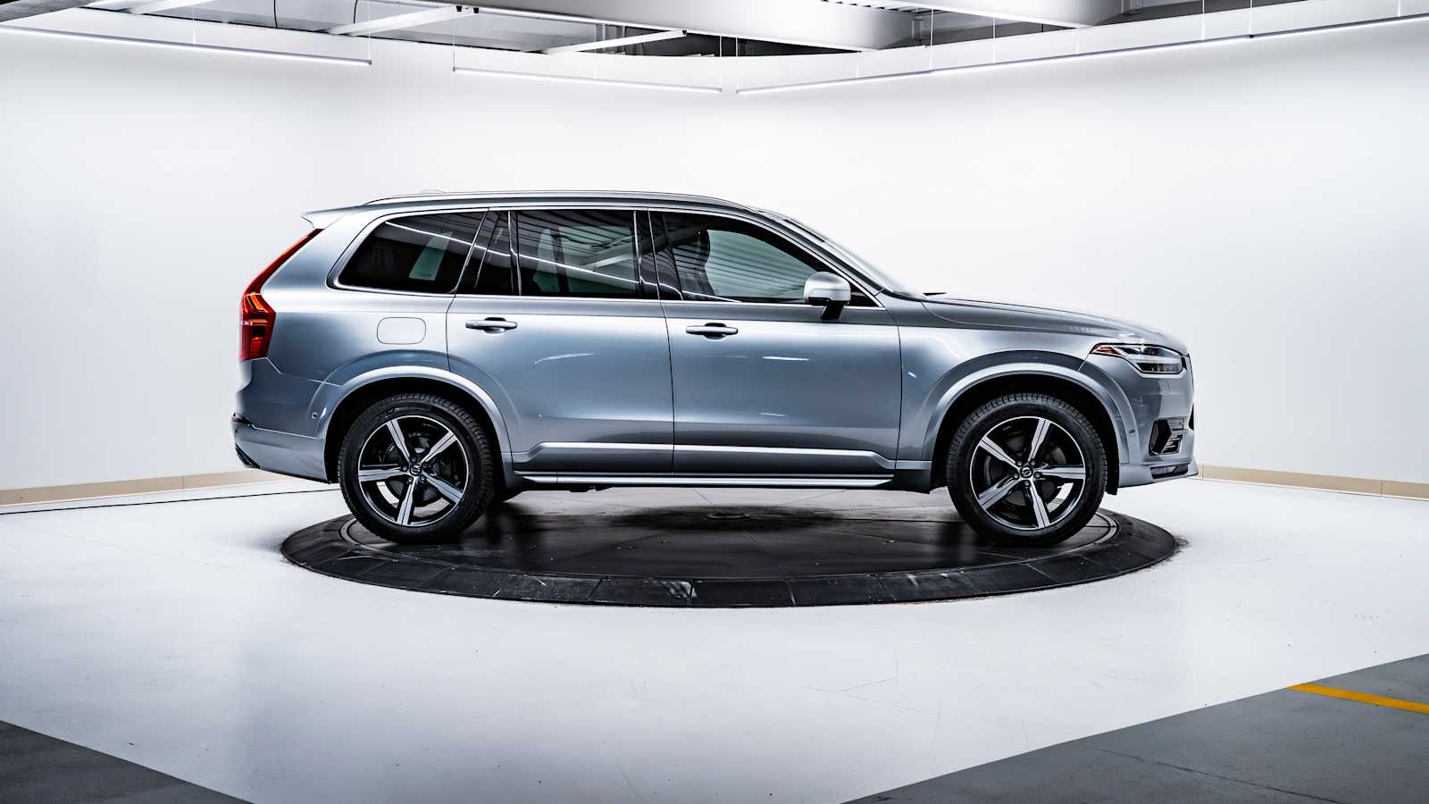 used 2017 Volvo XC90 car, priced at $21,698