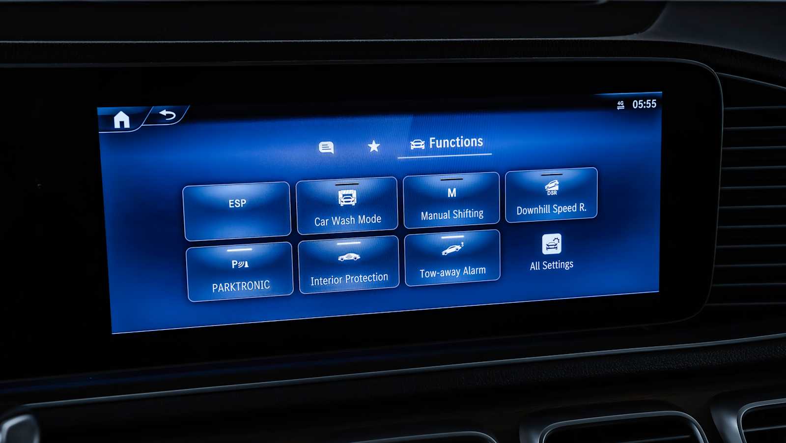 used 2024 Mercedes-Benz GLE 350 car, priced at $55,998