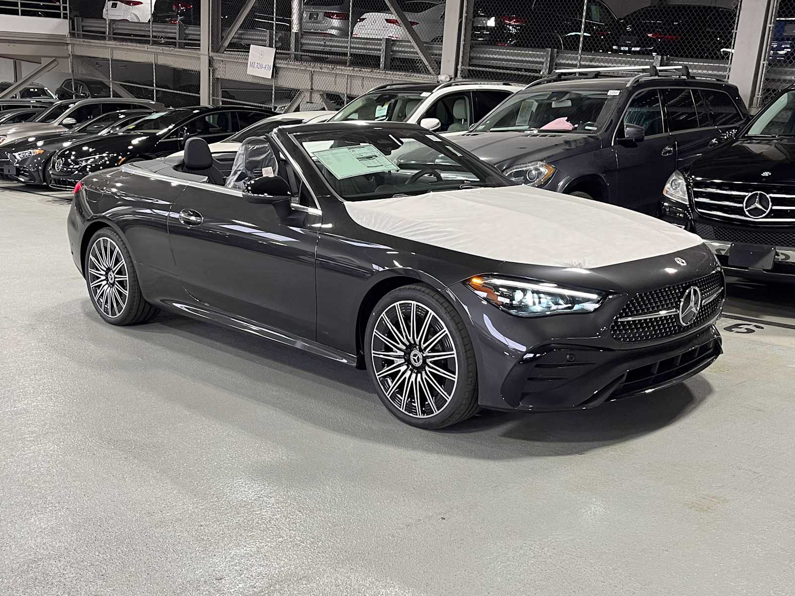 new 2025 Mercedes-Benz CLE 300 car