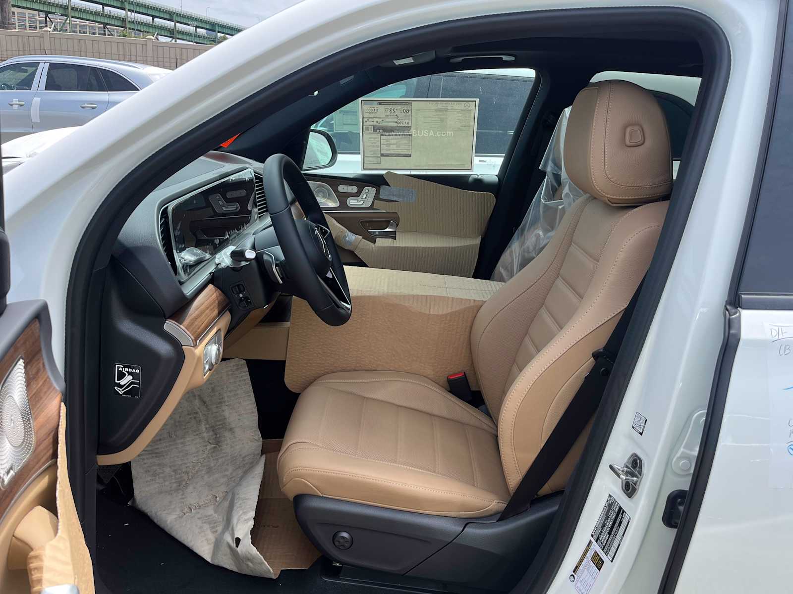 new 2025 Mercedes-Benz GLE 450e car