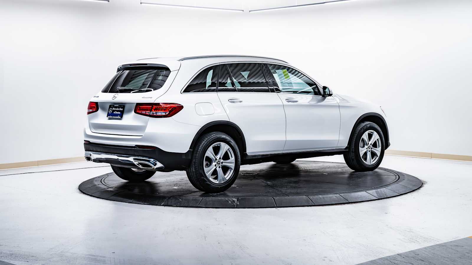 used 2018 Mercedes-Benz GLC 300 car, priced at $17,938