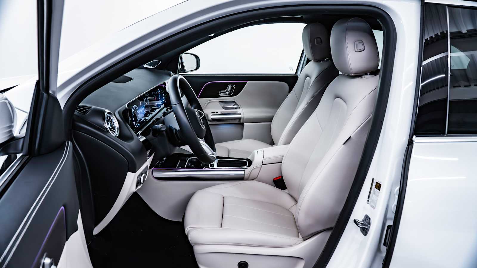 used 2025 Mercedes-Benz GLA 250 car, priced at $45,898