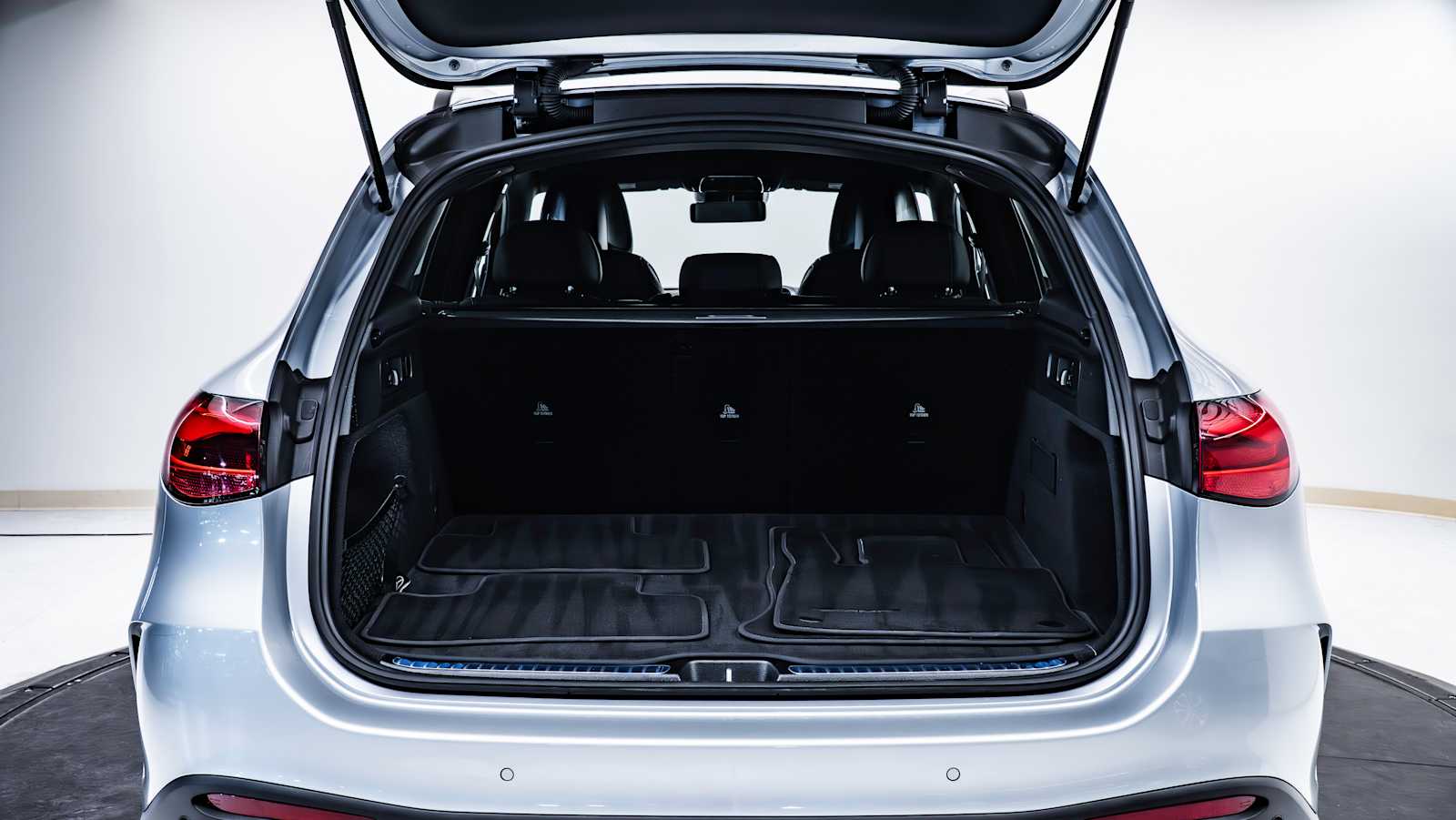 used 2025 Mercedes-Benz GLC 300 car, priced at $50,598