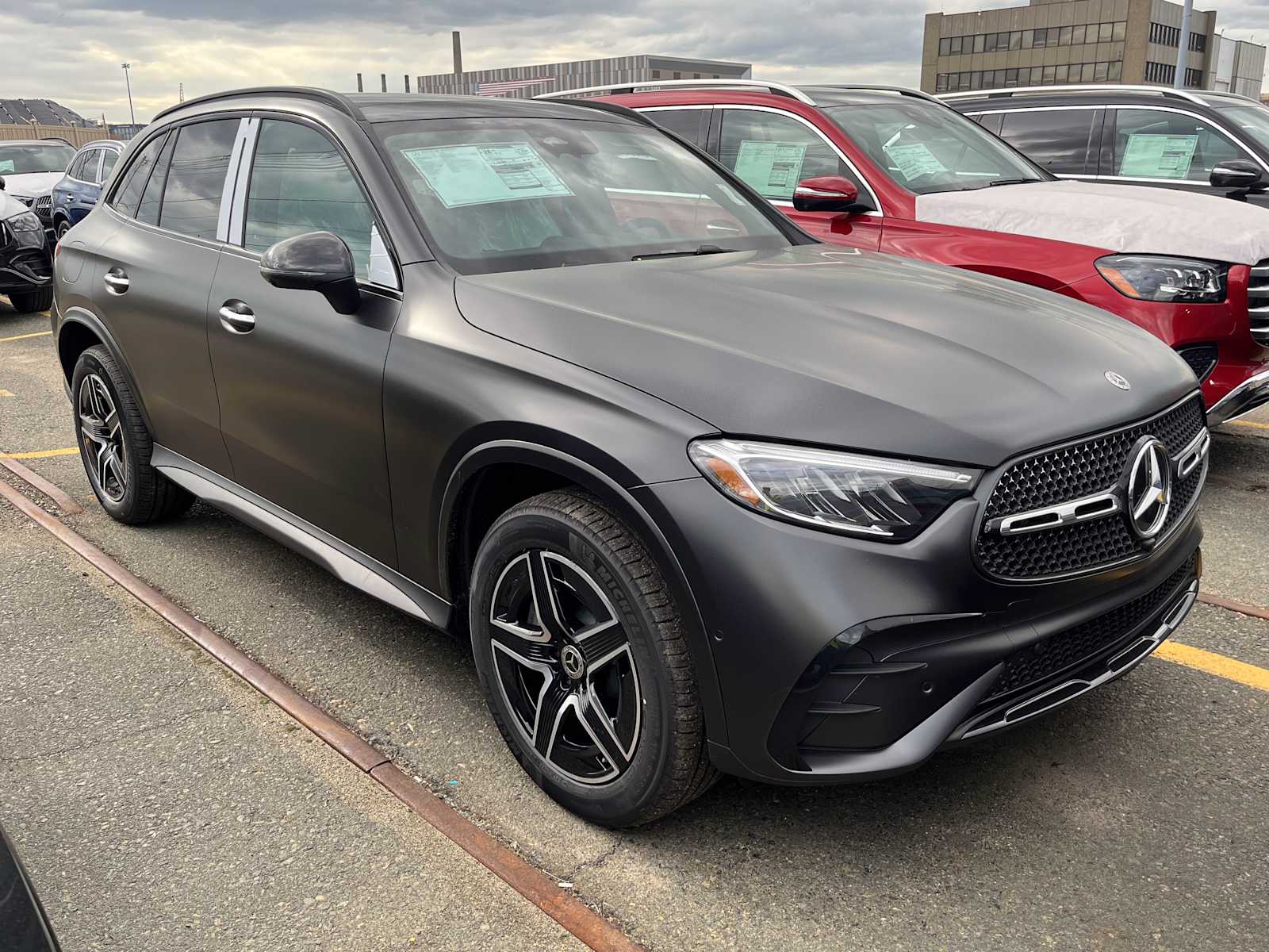 new 2025 Mercedes-Benz GLC 300 car