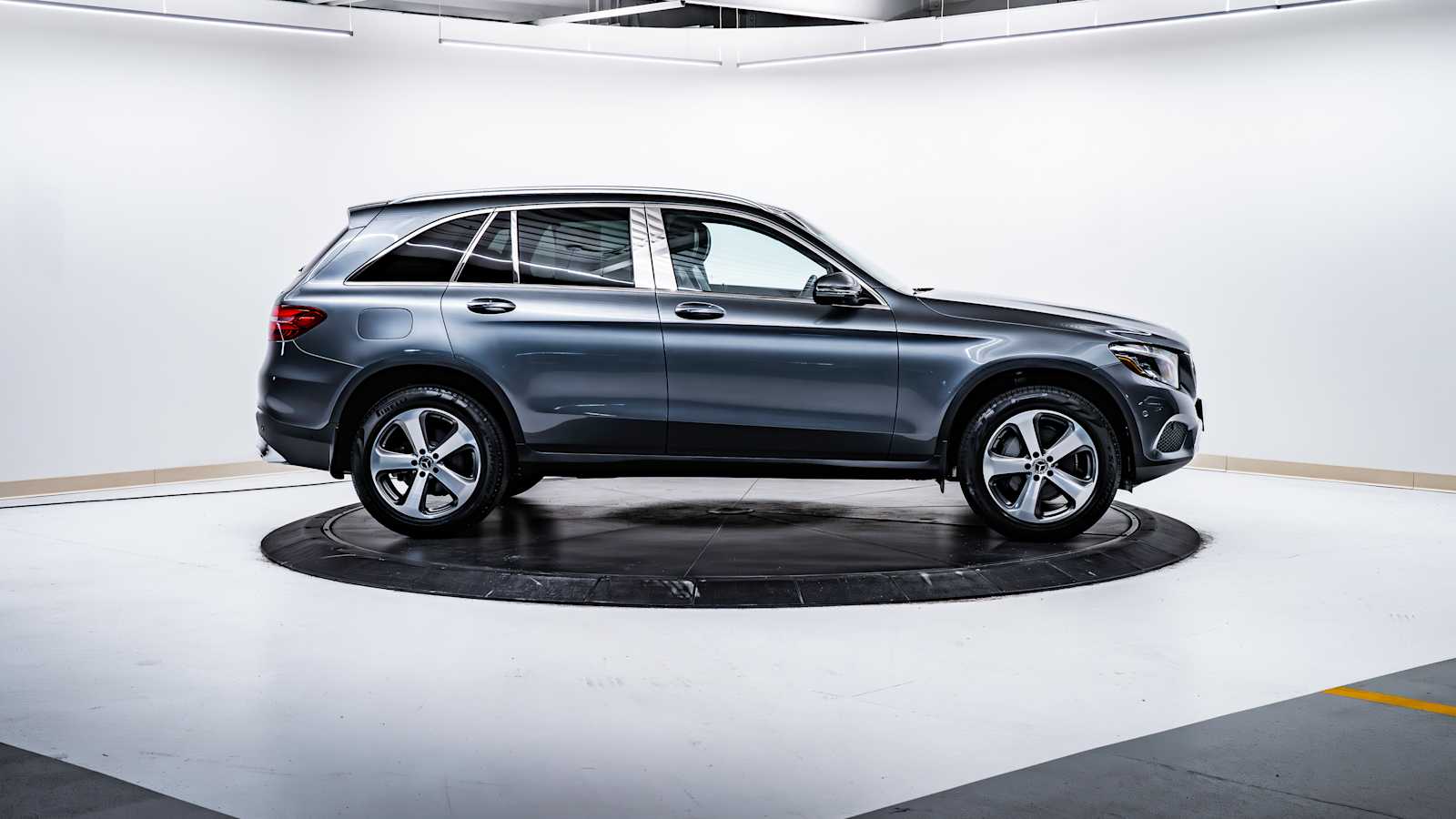 used 2019 Mercedes-Benz GLC 300 car, priced at $27,398