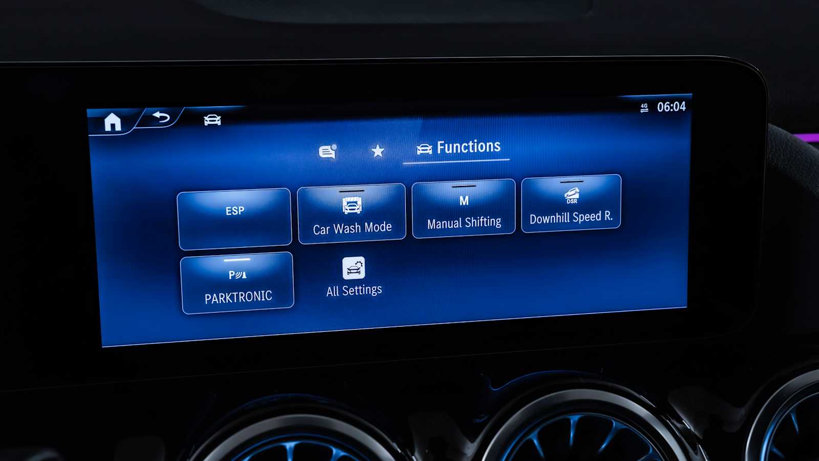 used 2025 Mercedes-Benz GLA 250 car, priced at $43,498