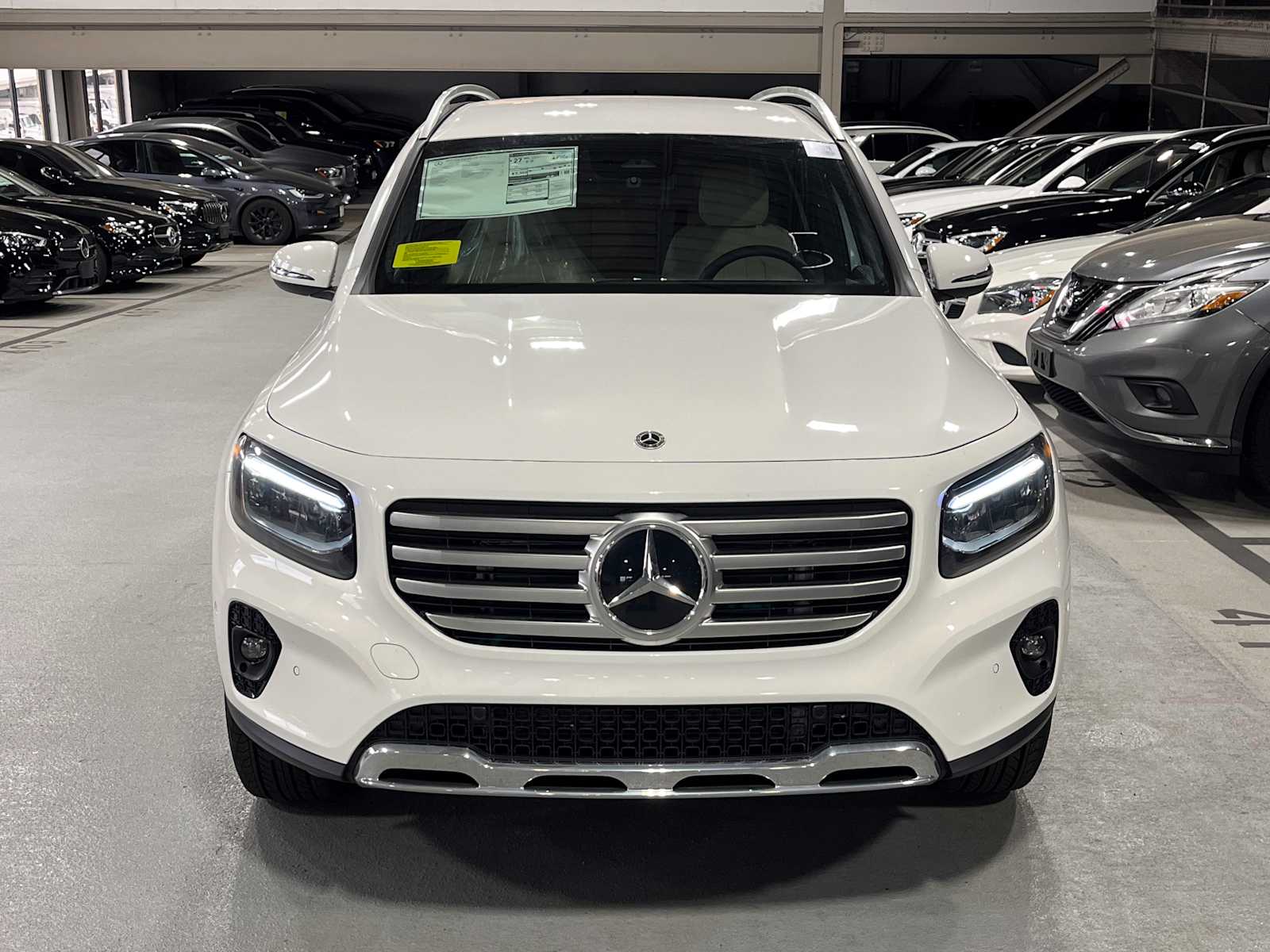 new 2025 Mercedes-Benz GLB 250 car