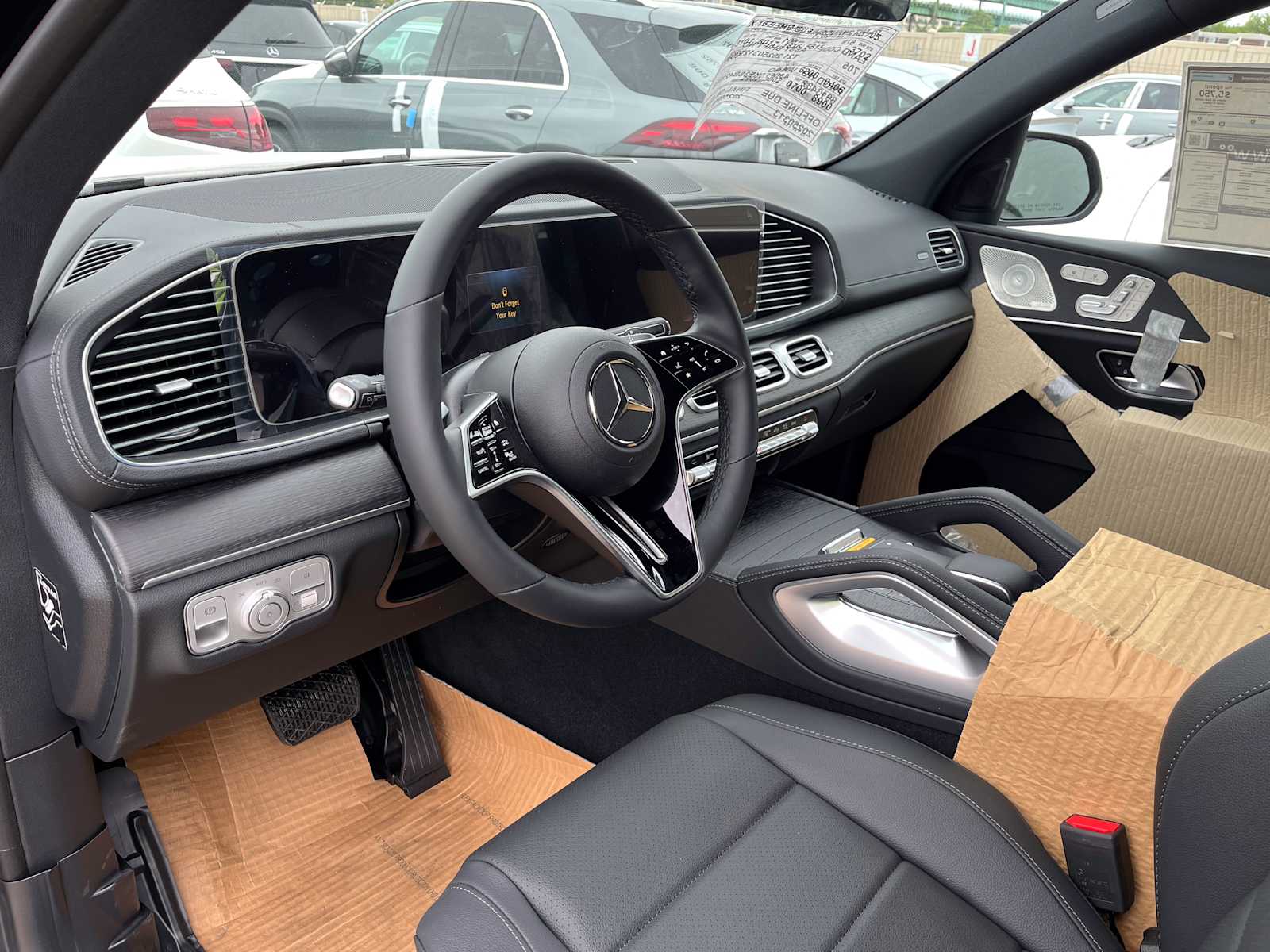 new 2025 Mercedes-Benz GLS 450 car