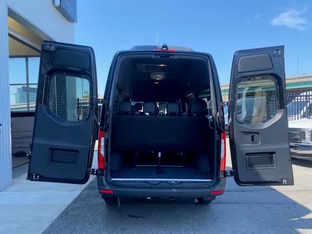 new 2025 Mercedes-Benz Sprinter car