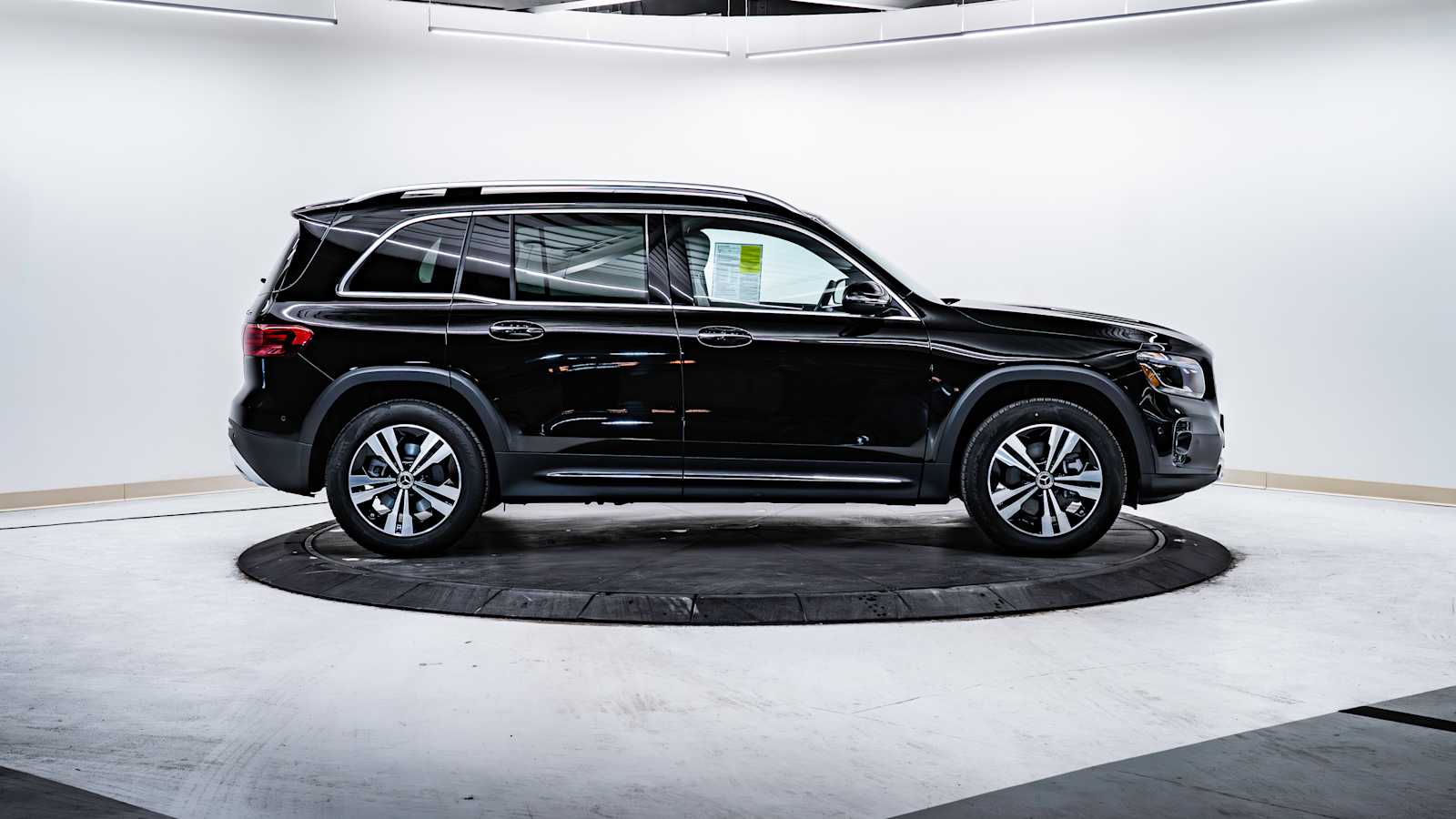 used 2025 Mercedes-Benz GLB 250 car, priced at $45,768