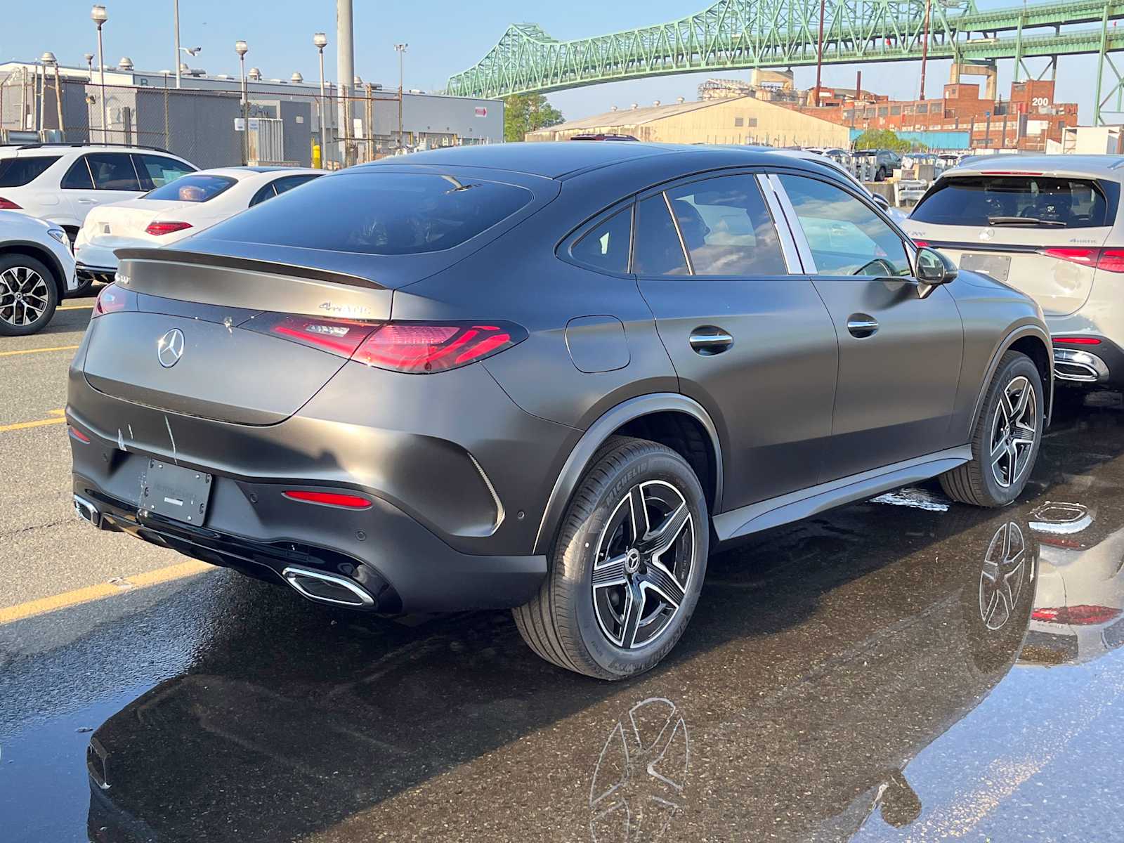new 2025 Mercedes-Benz GLC 300 car