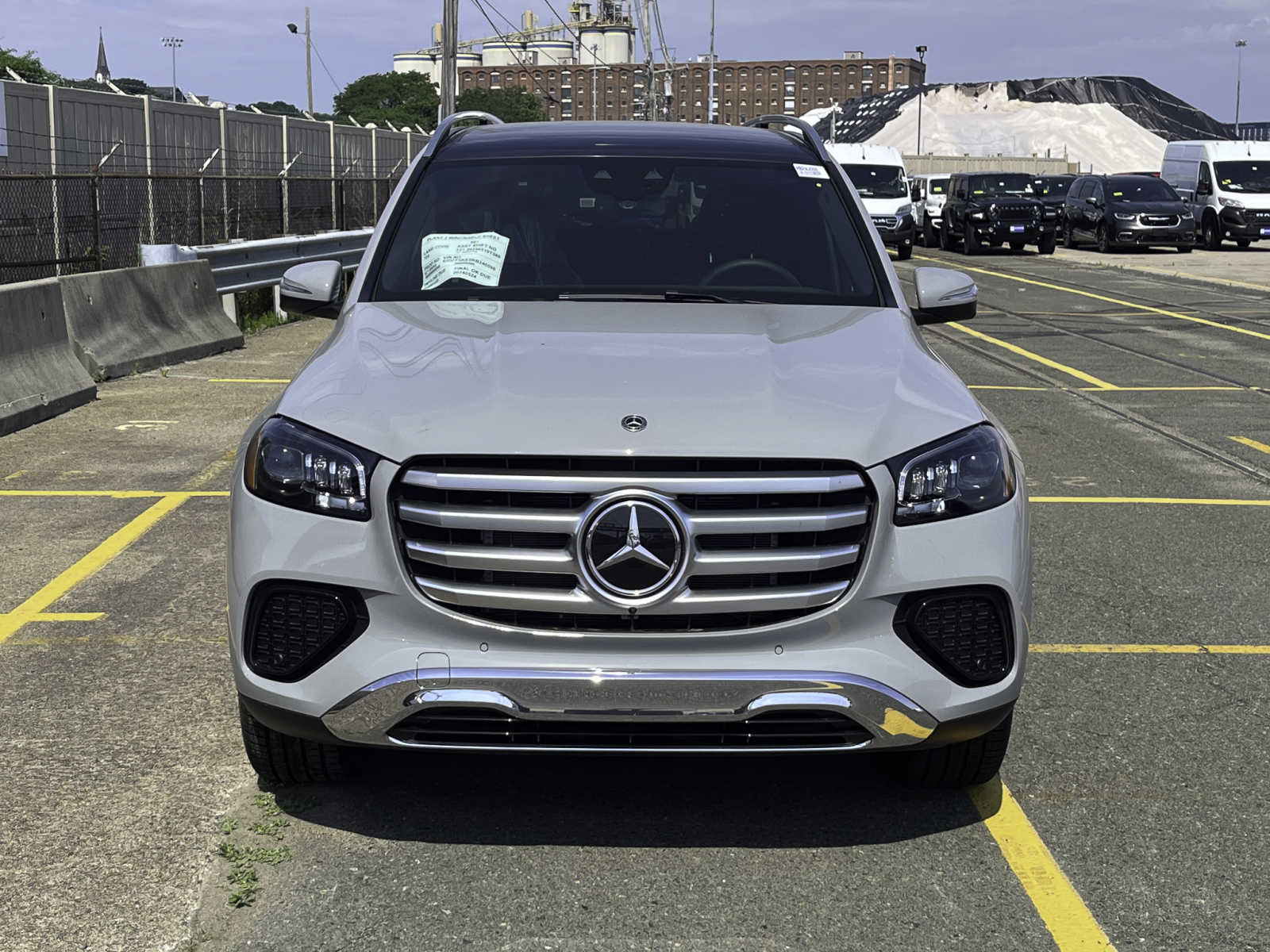 new 2024 Mercedes-Benz GLS 450 car