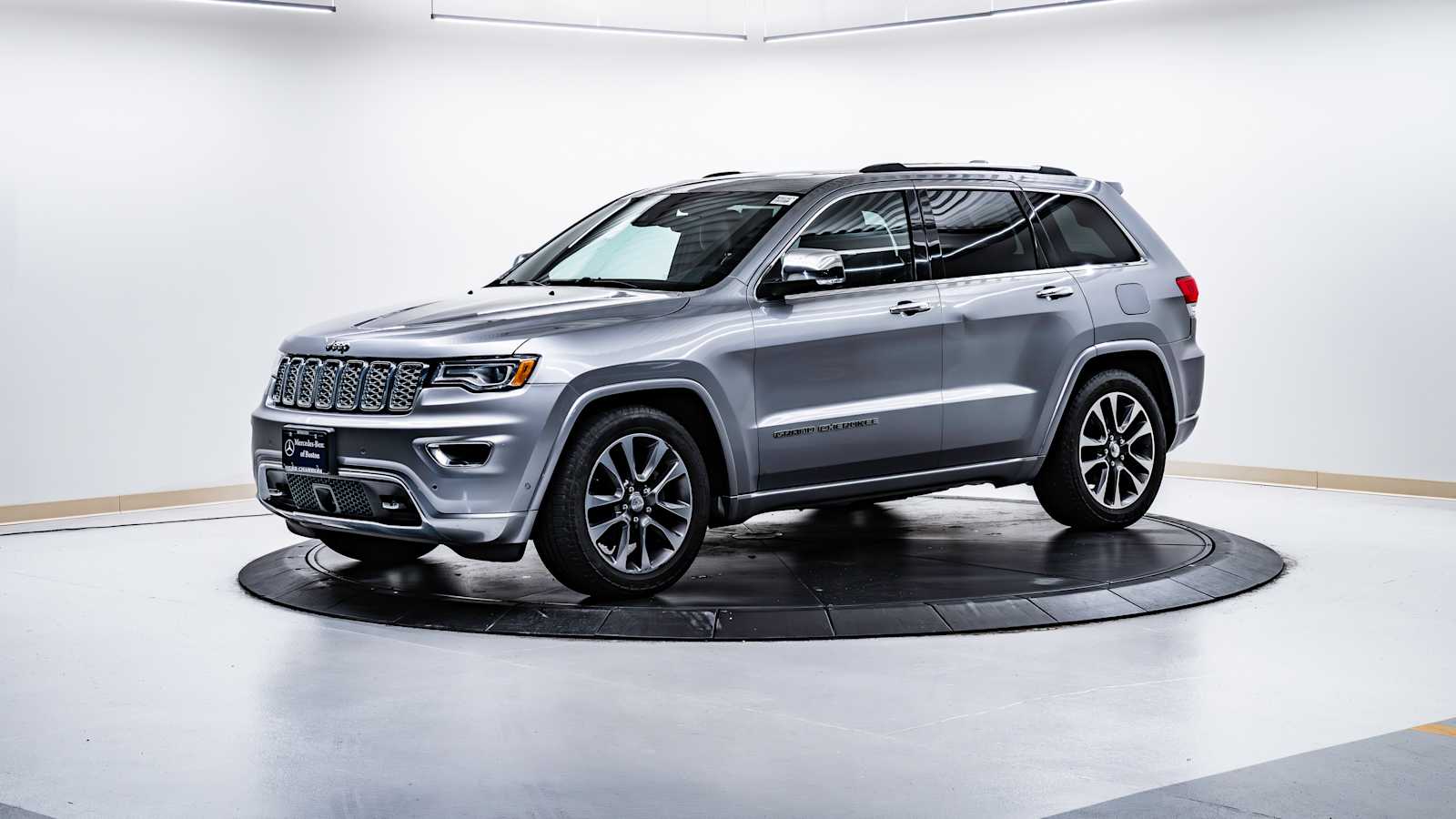 used 2018 Jeep Grand Cherokee car, priced at $19,998