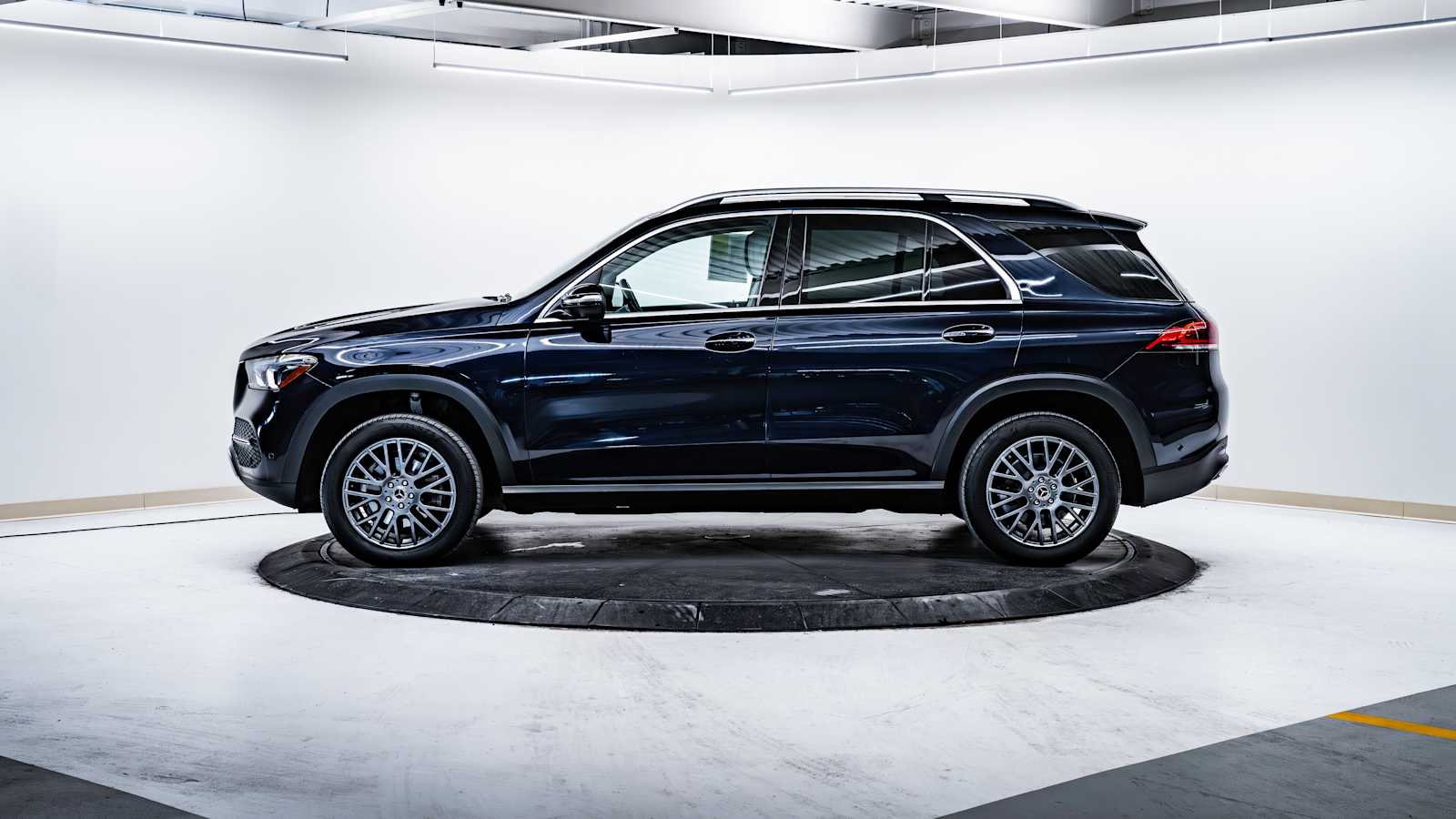 used 2021 Mercedes-Benz GLE 350 car, priced at $44,864