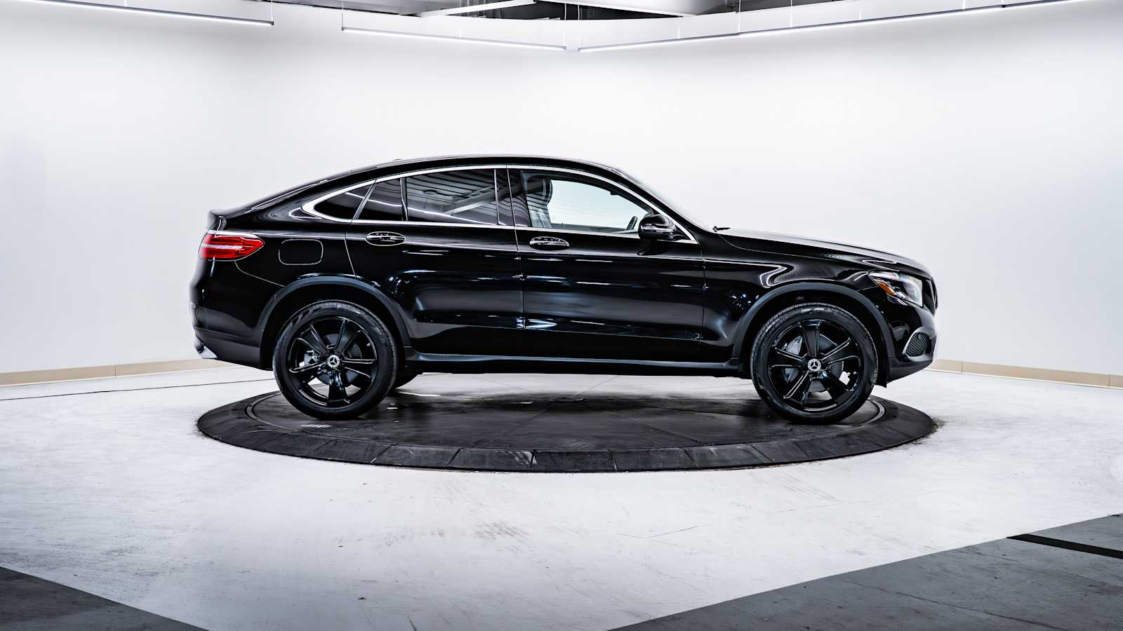 used 2018 Mercedes-Benz GLC 300 car, priced at $27,998