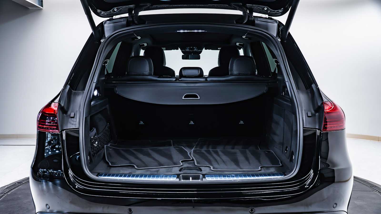 used 2025 Mercedes-Benz GLE 350 car, priced at $63,798