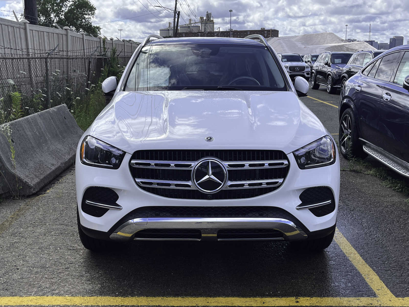 new 2024 Mercedes-Benz GLE 350 car