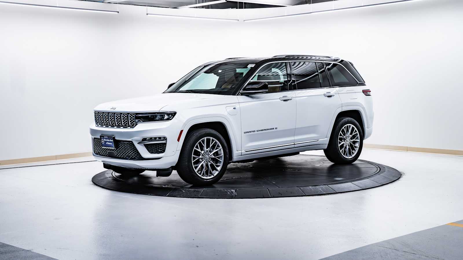 used 2022 Jeep Grand Cherokee 4xe car, priced at $44,498