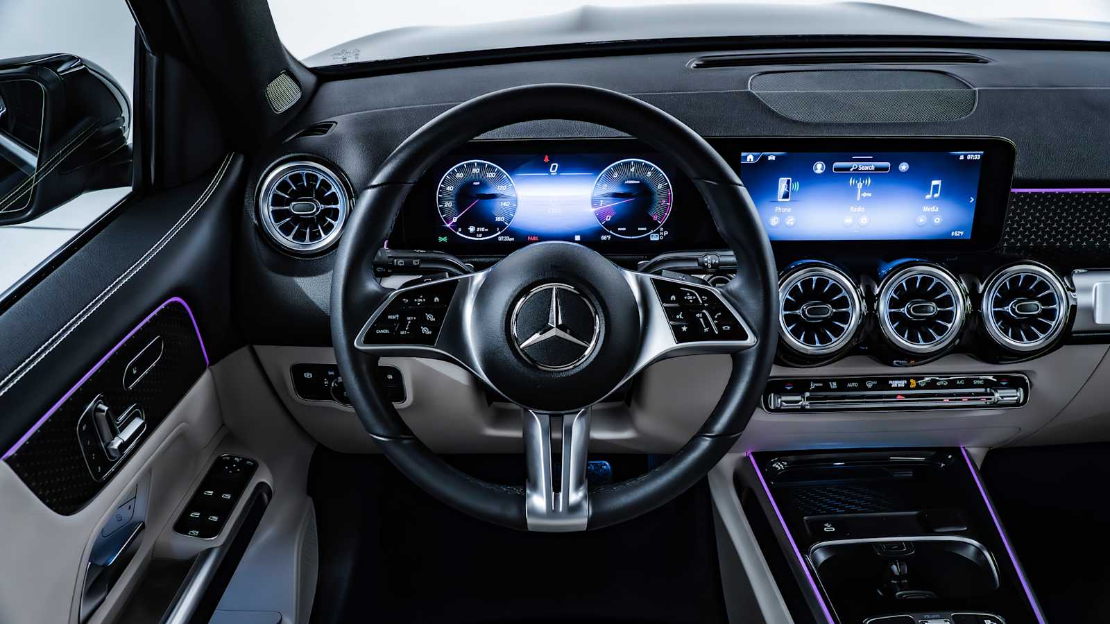 used 2025 Mercedes-Benz GLB 250 car, priced at $45,768