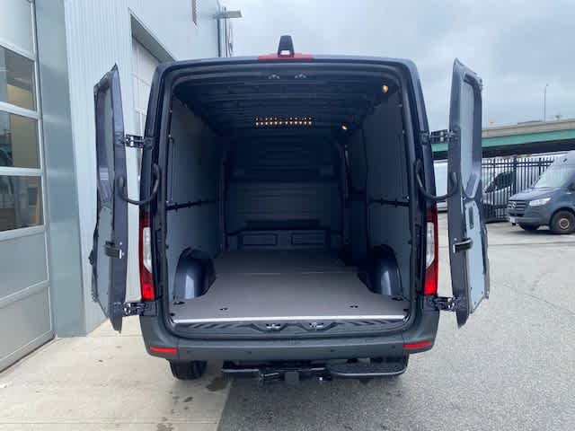 new 2025 Mercedes-Benz Sprinter car