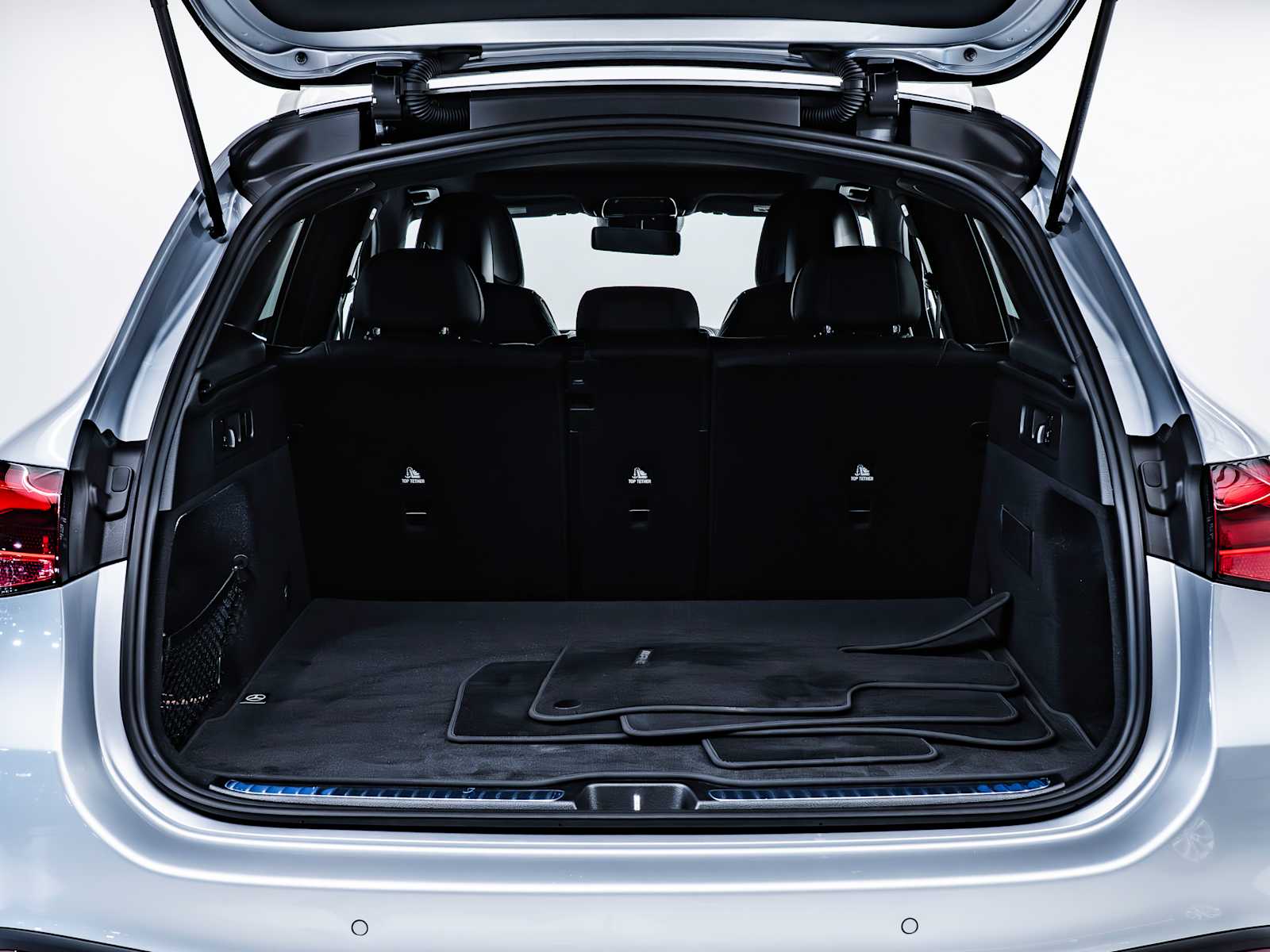 used 2024 Mercedes-Benz GLC 300 car, priced at $49,998