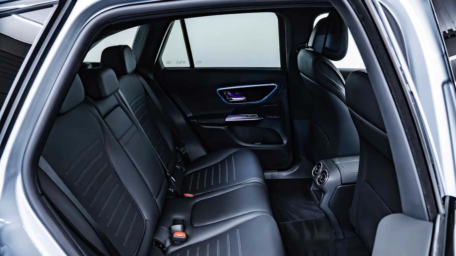 used 2025 Mercedes-Benz GLC 300 car, priced at $50,598