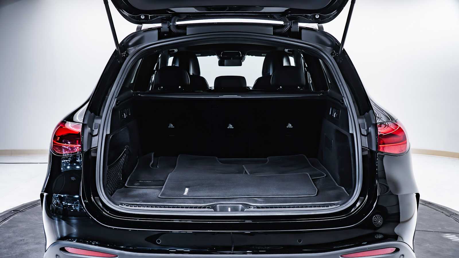 used 2024 Mercedes-Benz GLC 300 car, priced at $47,878
