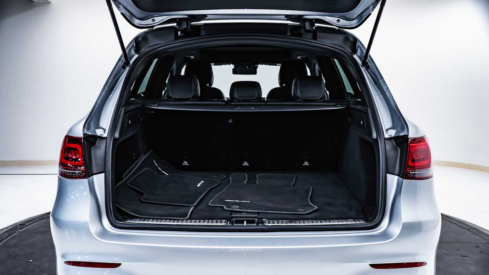 used 2022 Mercedes-Benz GLC 300 car, priced at $37,498