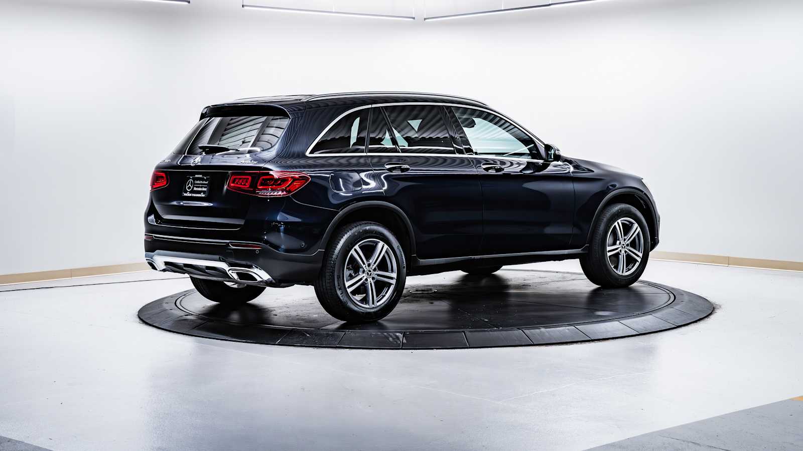 used 2022 Mercedes-Benz GLC 300 car, priced at $37,498