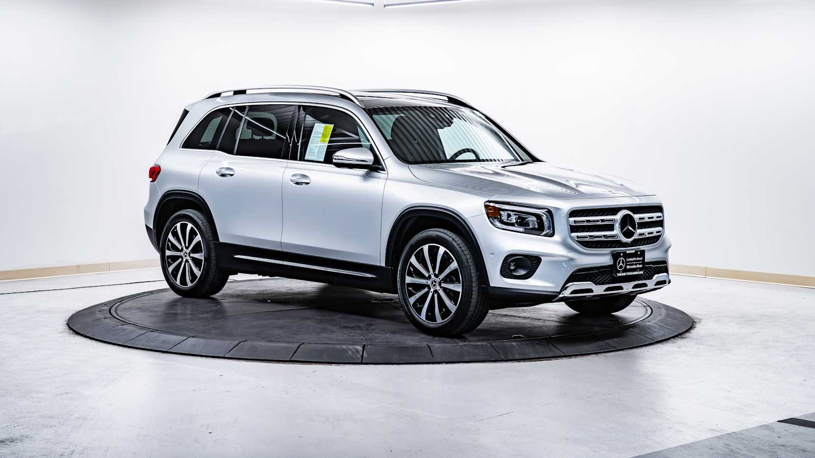 used 2022 Mercedes-Benz GLB 250 car, priced at $34,798