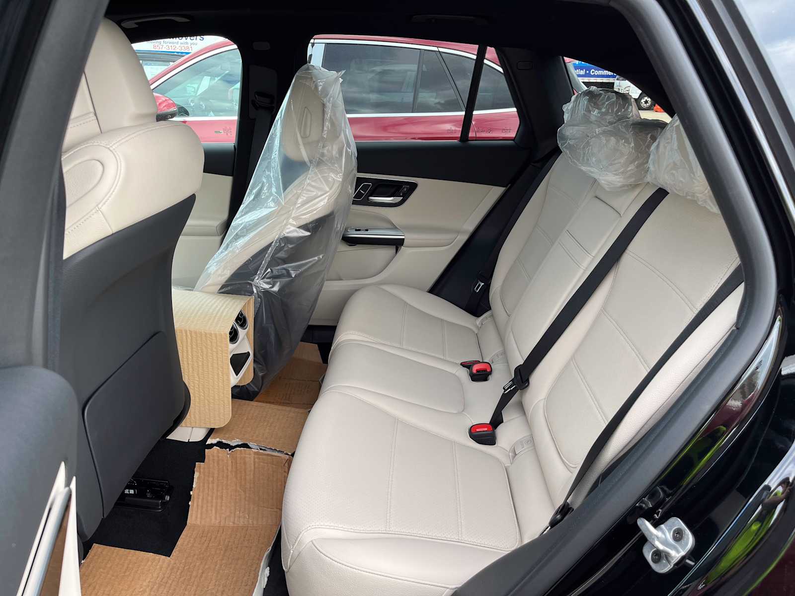 new 2025 Mercedes-Benz GLC 300 car