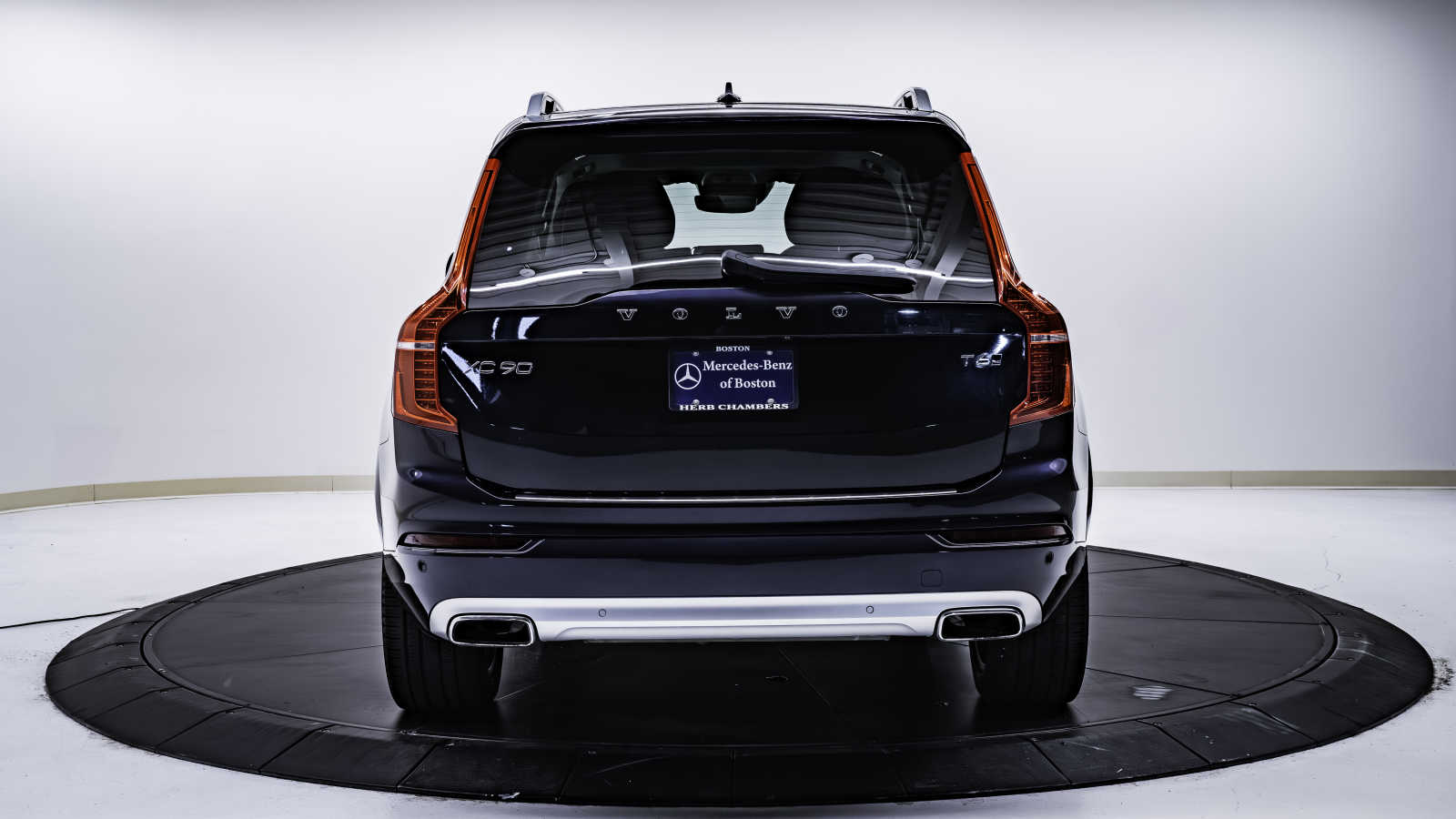 used 2019 Volvo XC90 car, priced at $30,998