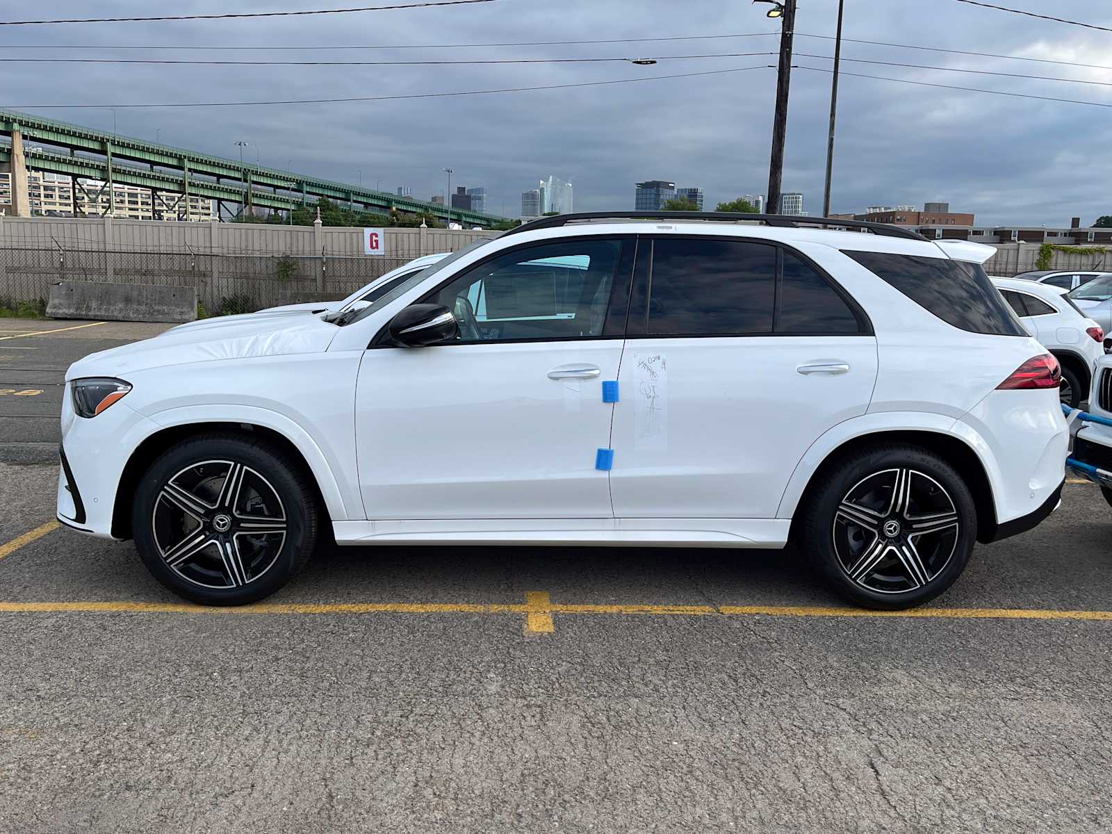new 2025 Mercedes-Benz GLE 350 car