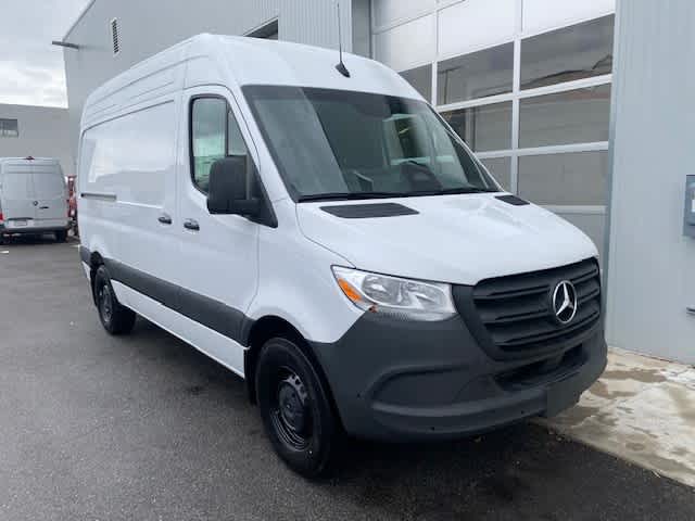 new 2025 Mercedes-Benz Sprinter car