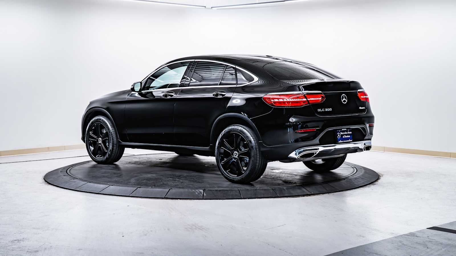 used 2018 Mercedes-Benz GLC 300 car, priced at $27,998