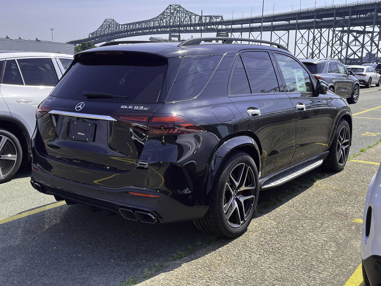 new 2024 Mercedes-Benz AMG GLE 63 car