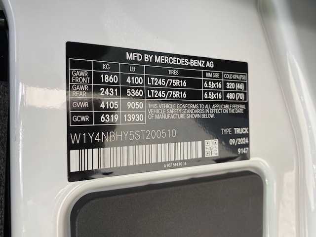 new 2025 Mercedes-Benz Sprinter car