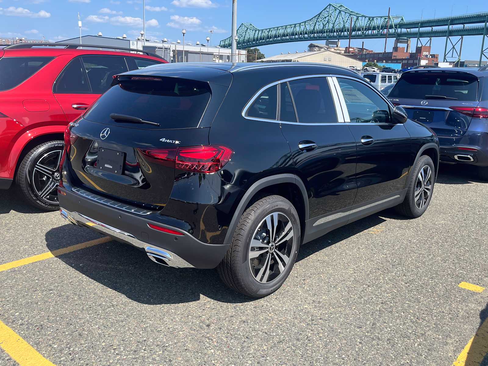 new 2025 Mercedes-Benz GLA 250 car