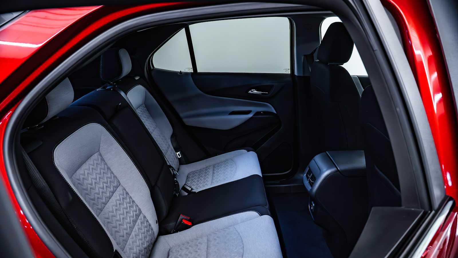 used 2023 Chevrolet Equinox car, priced at $22,718