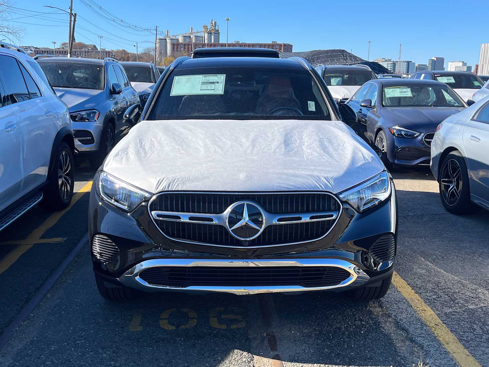 new 2025 Mercedes-Benz GLC 300 car