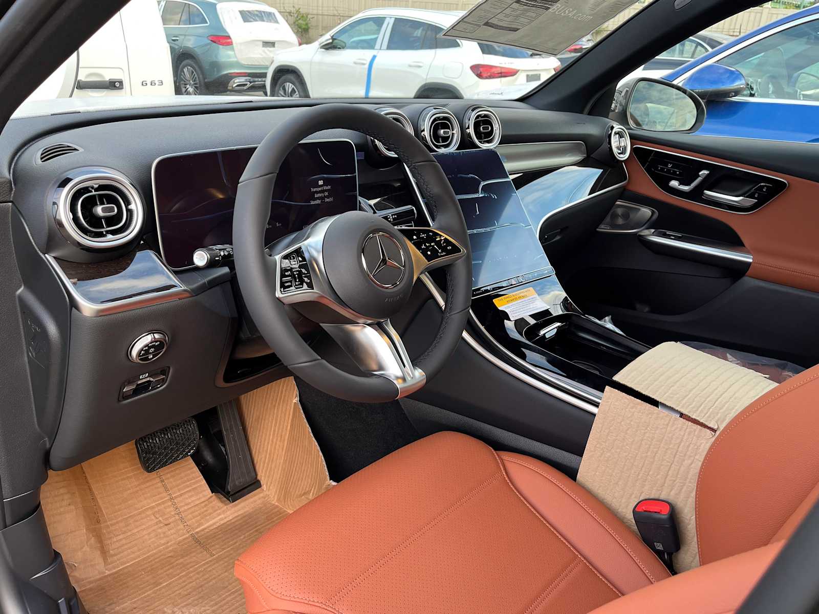 new 2025 Mercedes-Benz GLC 300 car