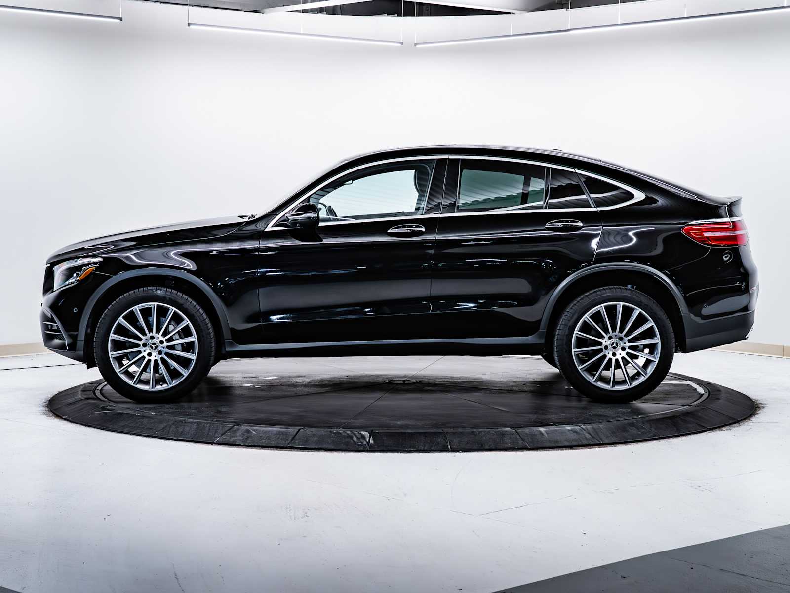 used 2019 Mercedes-Benz GLC 300 car, priced at $22,998
