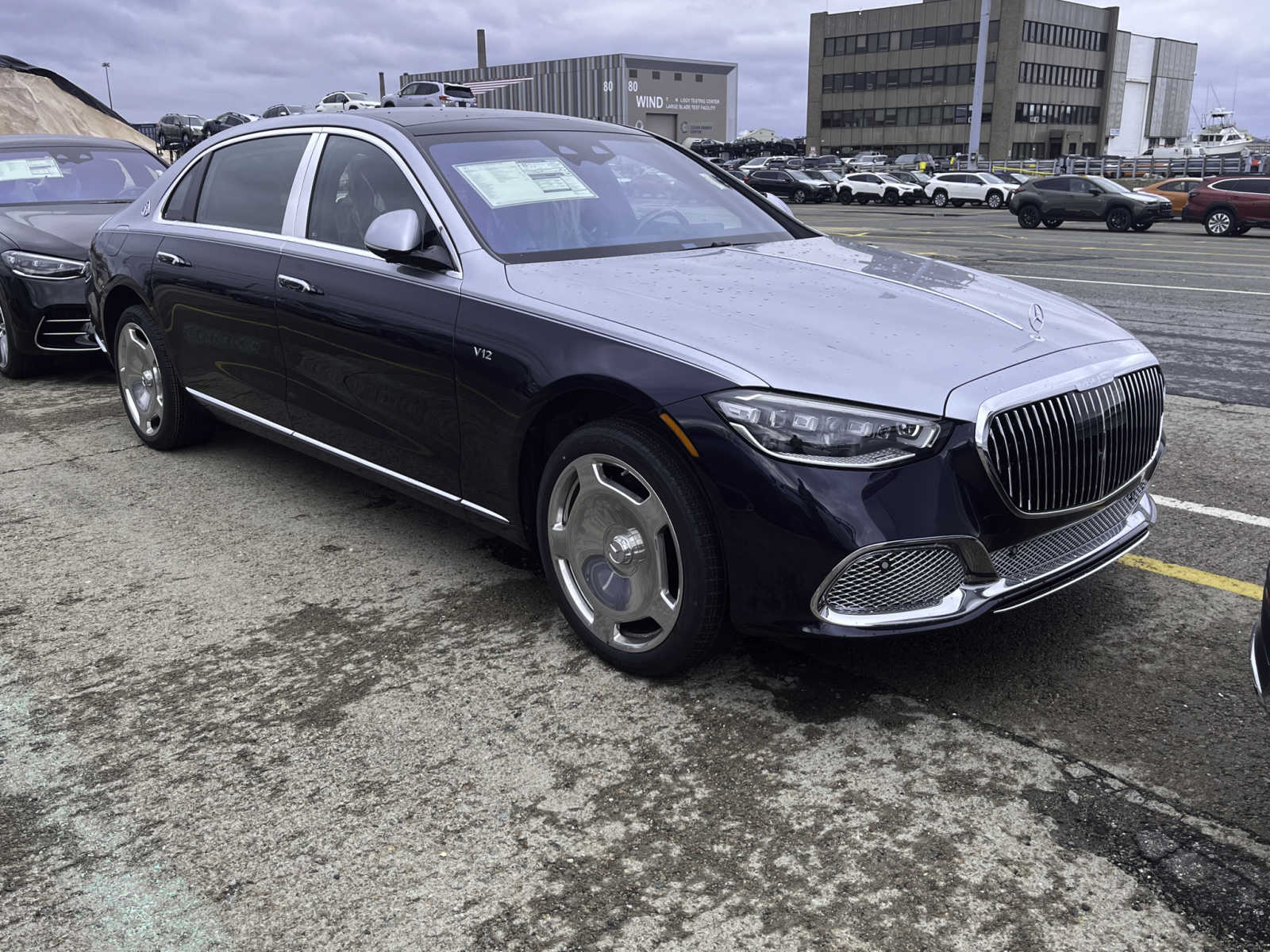 new 2024 Mercedes-Benz Maybach S 680 car