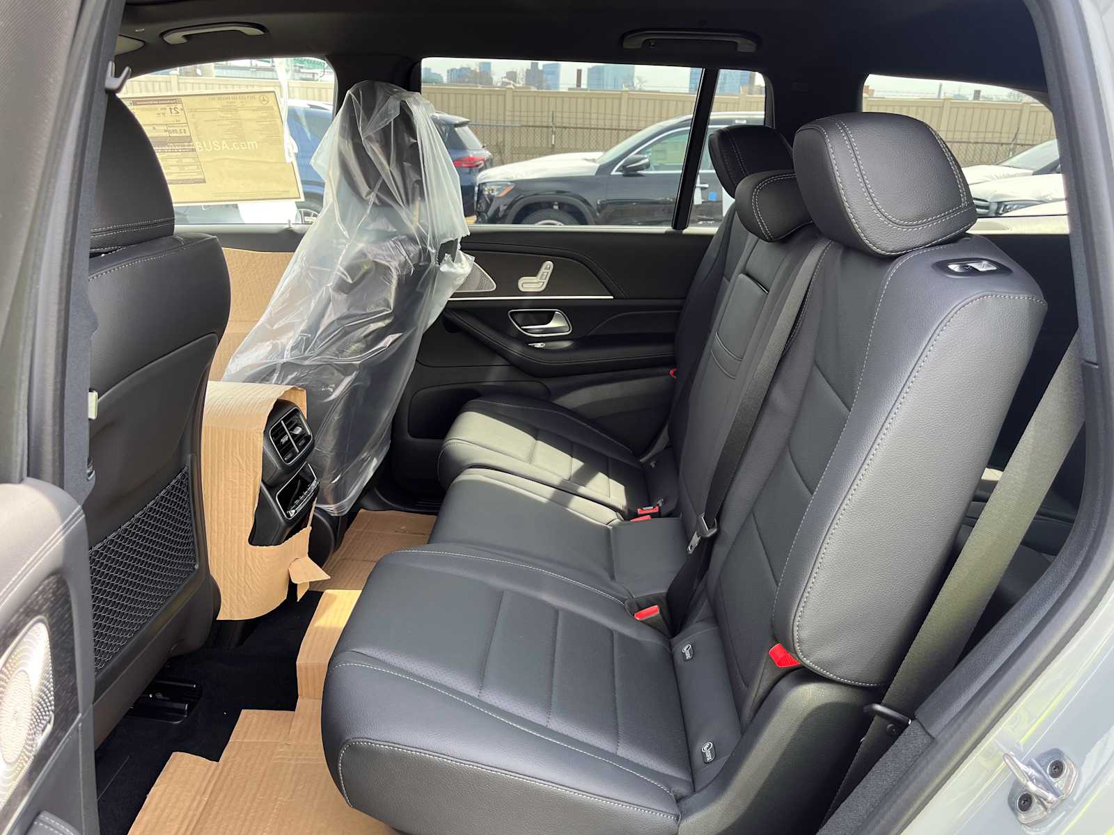 new 2025 Mercedes-Benz GLS 450 car