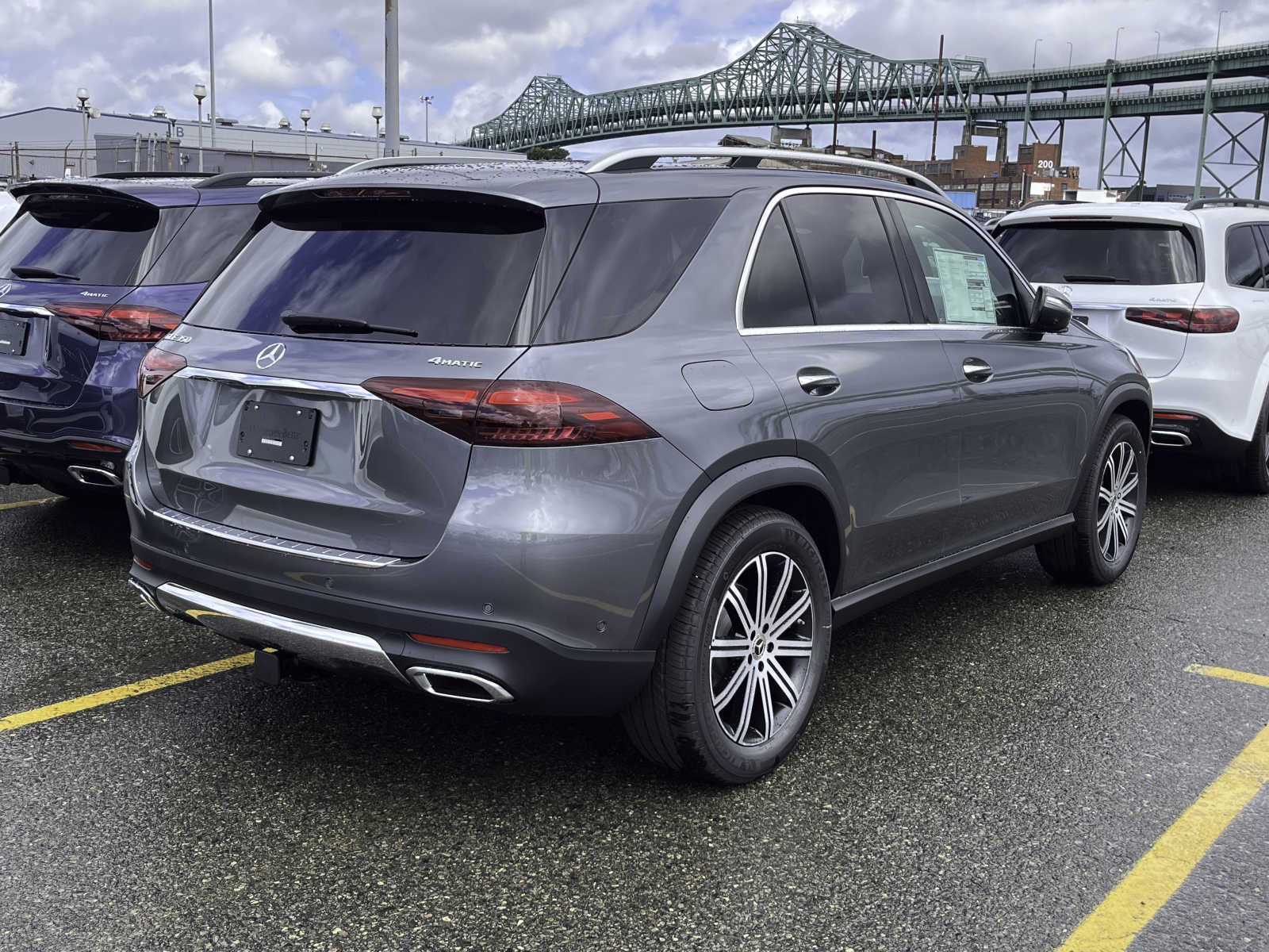 new 2024 Mercedes-Benz GLE 350 car