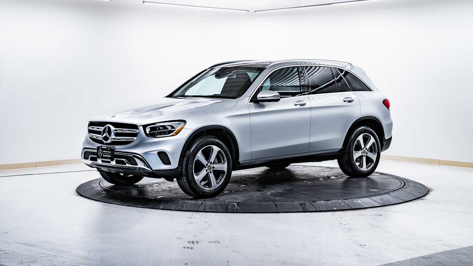 used 2020 Mercedes-Benz GLC 300 car, priced at $33,330