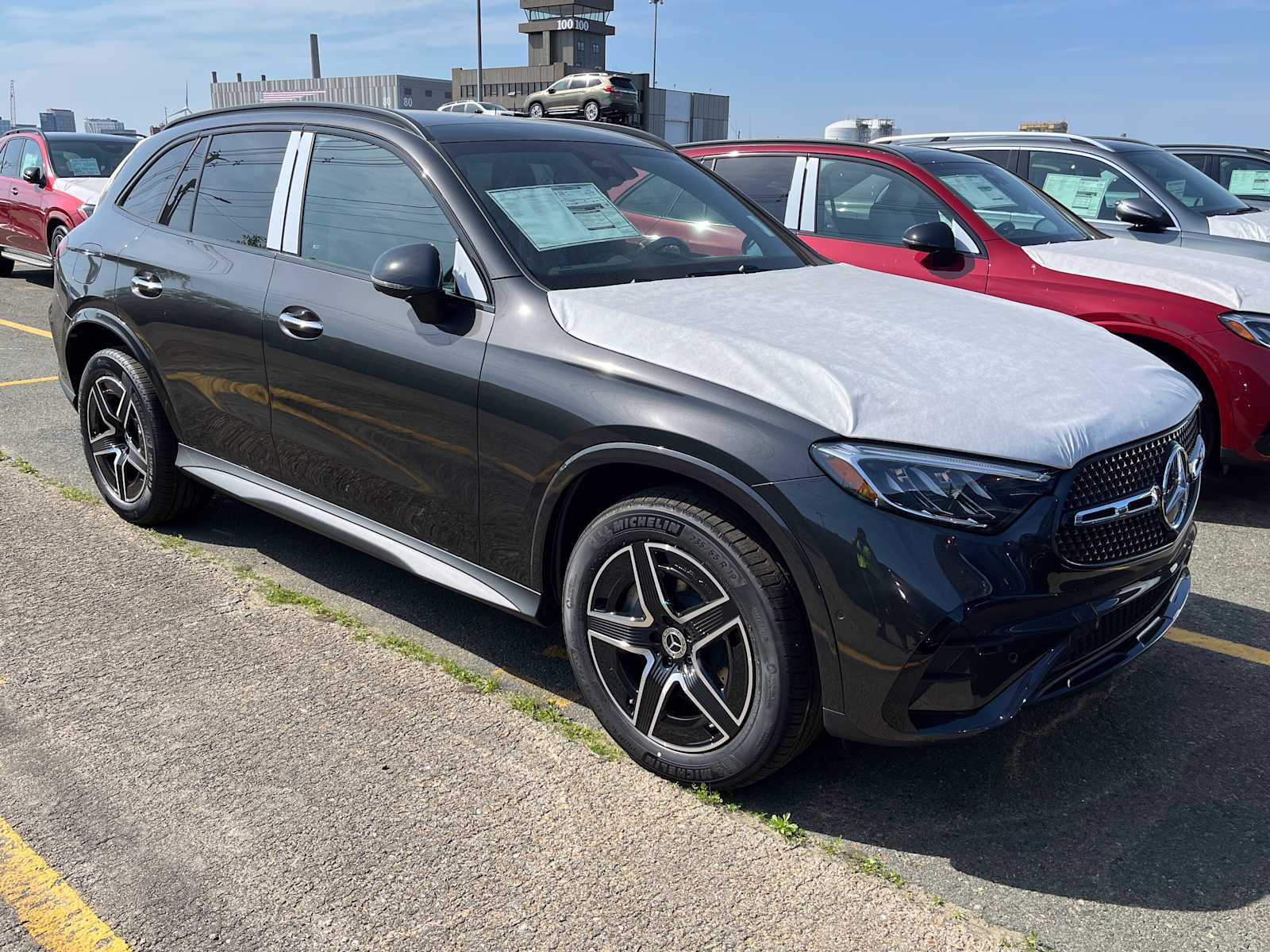 new 2025 Mercedes-Benz GLC 300 car