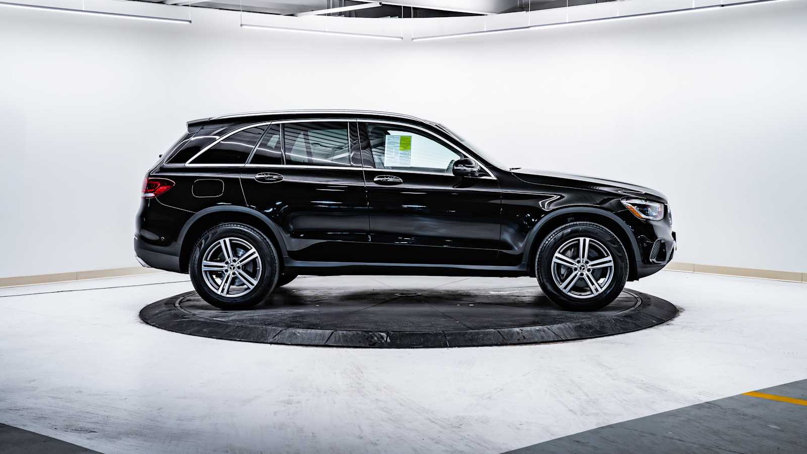 used 2022 Mercedes-Benz GLC 300 car, priced at $35,818